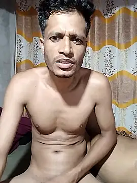 Priankaboudi élő XXX-chatje