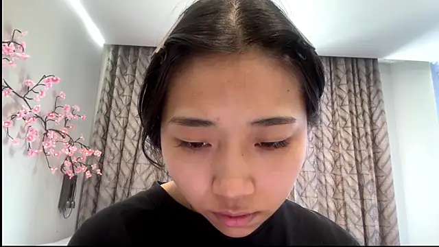 SweetMiaXO's Webcam Show