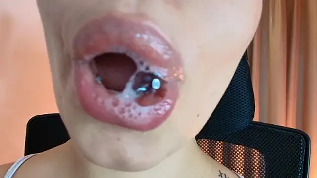 lisbet21x 现场XXX聊天