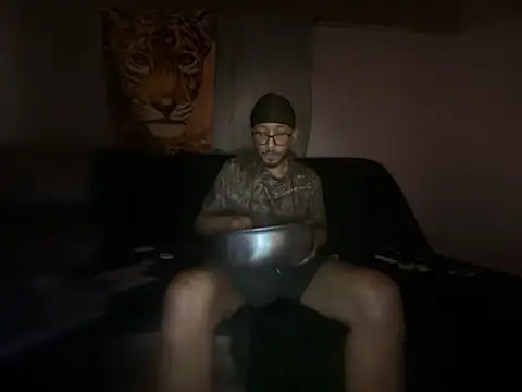 Chatroom XXX en direct de ThrowedWorldWide