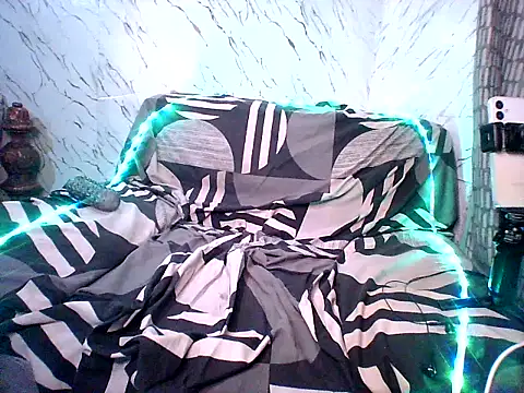 shemale_fantasyXX 在線直播表演