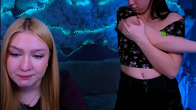 Вебкам-шоу playful_sophie