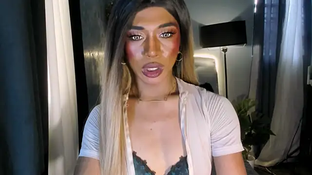 TsBlackHORSECOCKcalix's Webcam Show