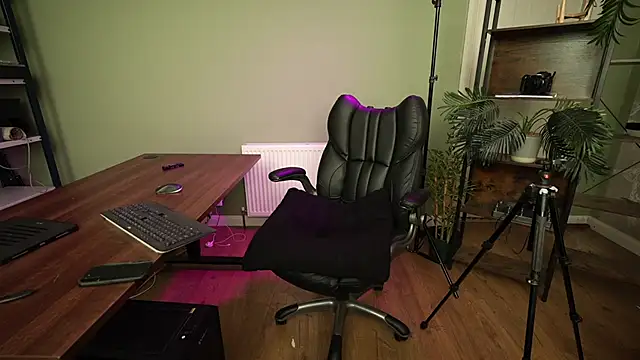 JessicaNylonQueen: διαδικτυακό σόου στην κάμερα