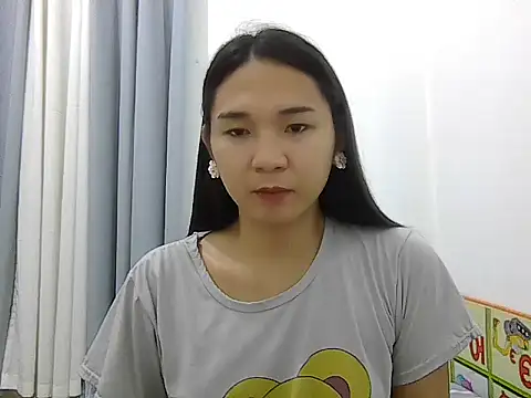 cumslut_selena69 网络视讯表演