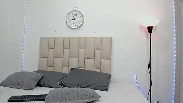 Chatroom XXX en direct de Sofia_Blosom