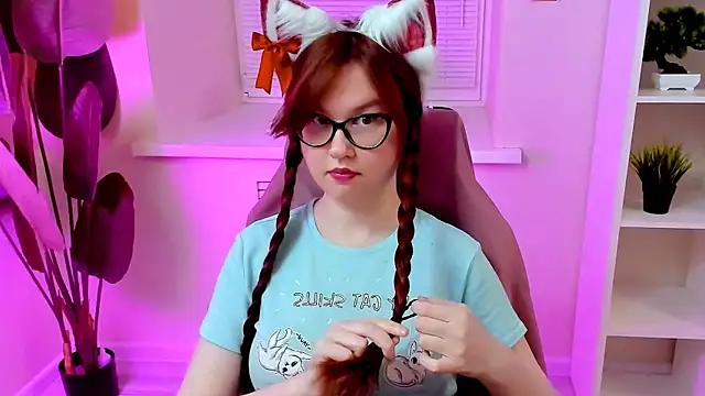 CarolGiggly's Live XXX Chat