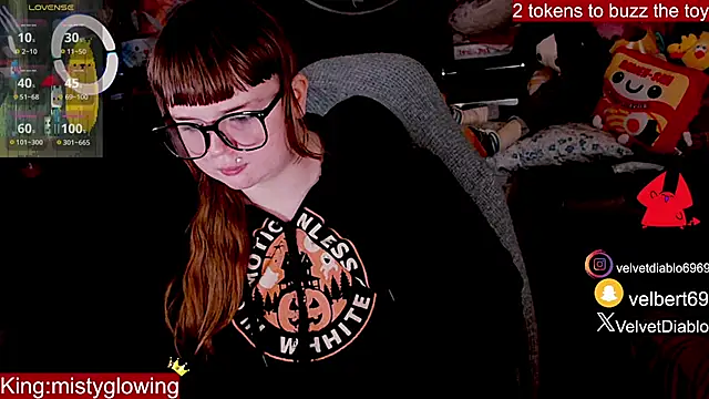 VelvetDiablo: απευθείας συνομιλία ΧΧΧ