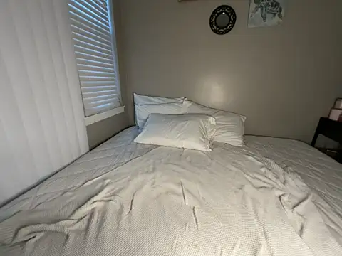 Вебкам-шоу renesmaelily222