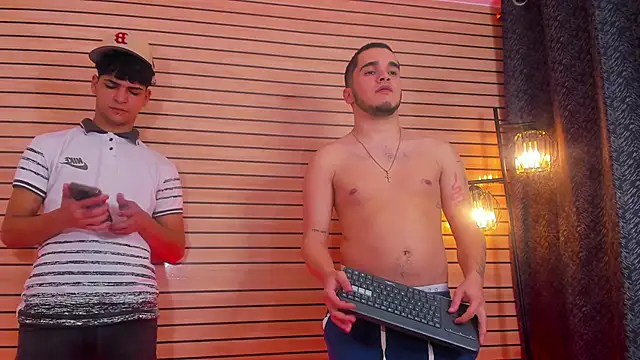 TheBatMansion Live XXX Chat