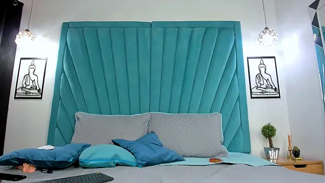 Mia_Reyesjs' Live XXX Chat