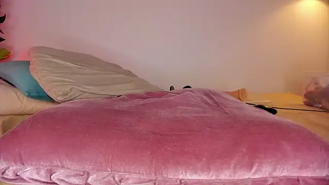 hot_booty_ Adlı Modelin Canlı XXX Sohbeti