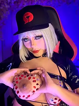 Pokazy przed kamerką – seraphine23