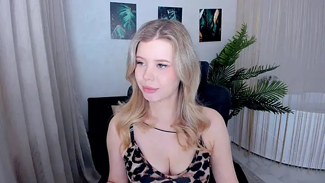 FollowLovee Chat XXX live