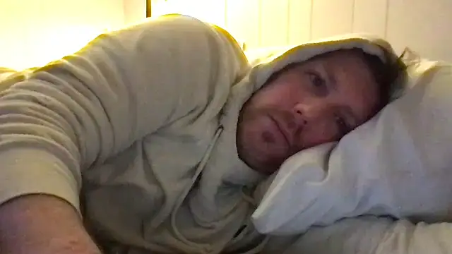 Chat XXX en directo de 9VOLTT