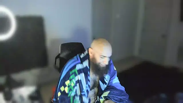 MastaWolfy's Live XXX Chat