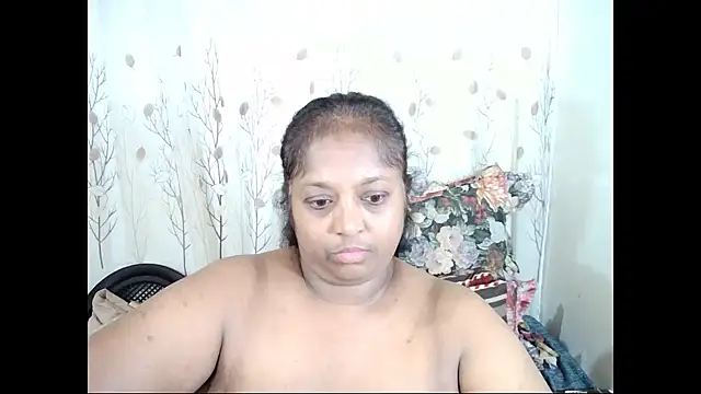 Indiantasha 现场XXX聊天