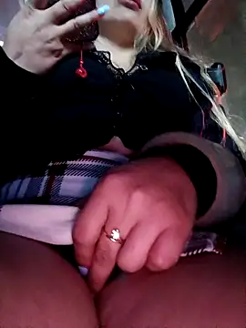 Cata_city1106のライブXXXチャット