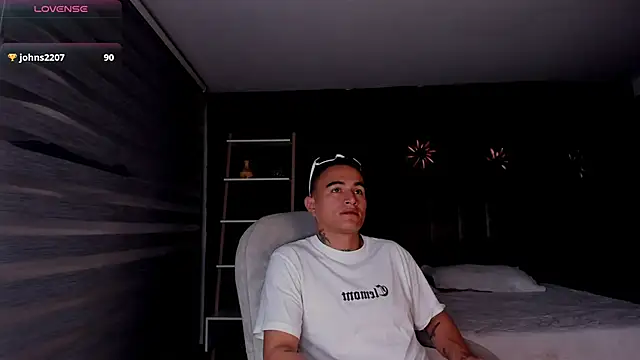 LiamDeep Live XXX Chat