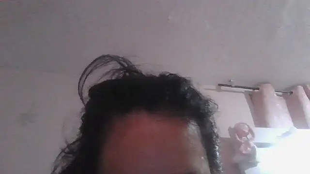 annarose19: απευθείας συνομιλία ΧΧΧ