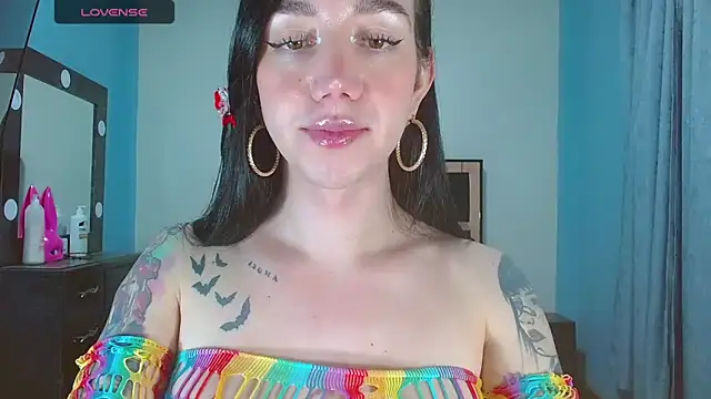 karla_zambrano Show in webcam