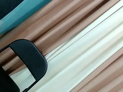 Selena_Lust90 Pertunjukan Webcam