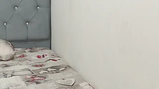 AMARYXS Adlı Modelin Canlı XXX Sohbeti