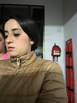 Antonella_Julietaのウェブカメラショー