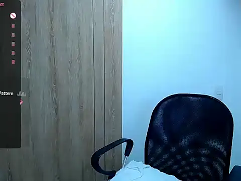 Danna_Ross_ Obrolan Langsung XXX