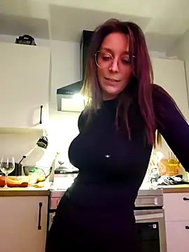 Chatroom XXX en direct de LilyOrion