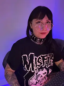 Živý XXX chat Ravenna666_