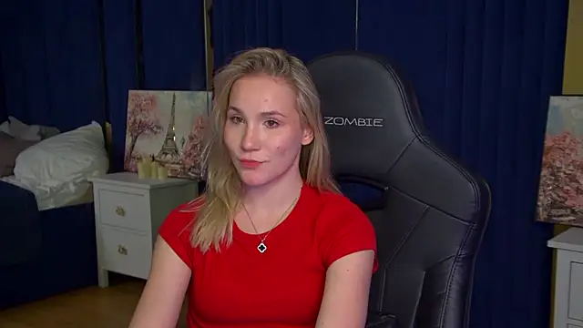 ElaraVoltage's Live XXX Chat