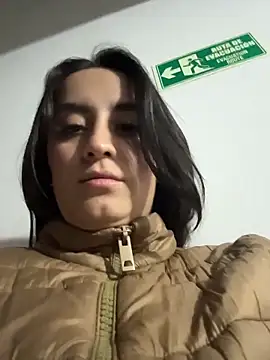 Antonella_Julieta: онлайн-секс-чат