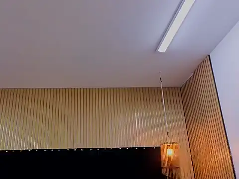 XXX chat uživo modela Venus_Horney