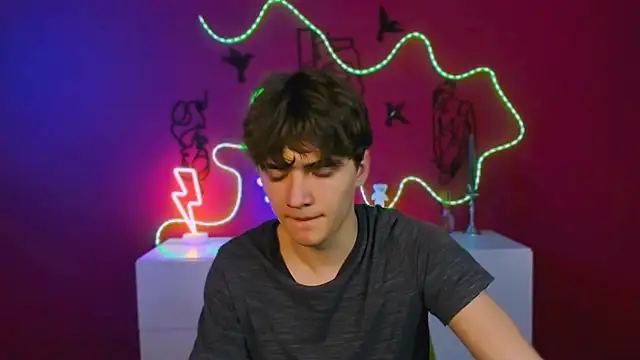 emil_lucky – Live XXX-chat