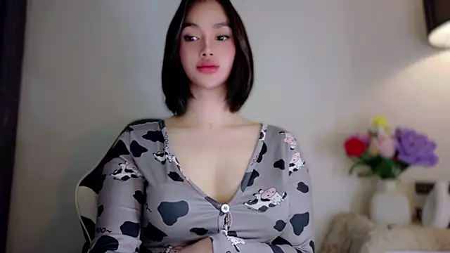 Anna_HollyDolln Webbikameraesitys