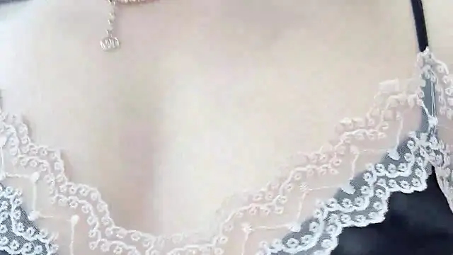 LinhChi_9x 라이브 XXX 채팅