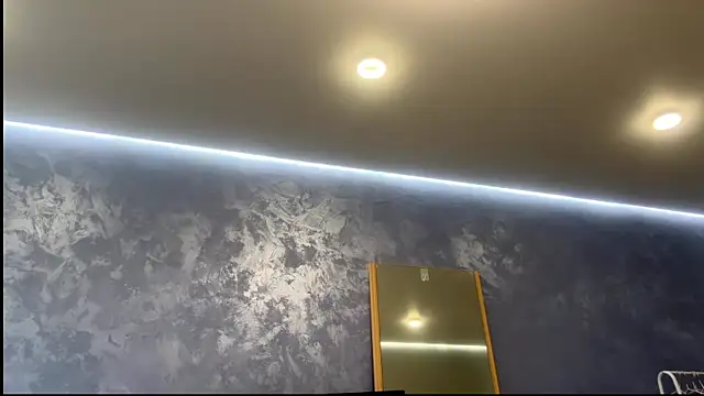 SweetMiaXO's Webcam Show