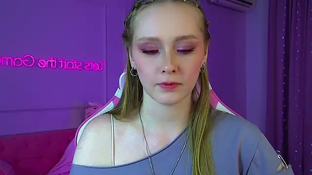 AgataFoxley Obrolan Langsung XXX