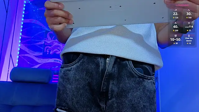 Chat +18 de oliver_mr_ ao vivo