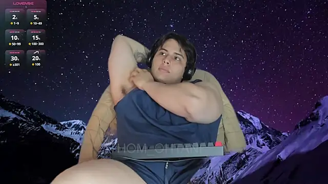 Thom_Ohtani 网络视讯表演