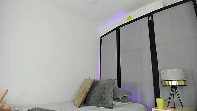 niicole_steele_ 现场XXX聊天