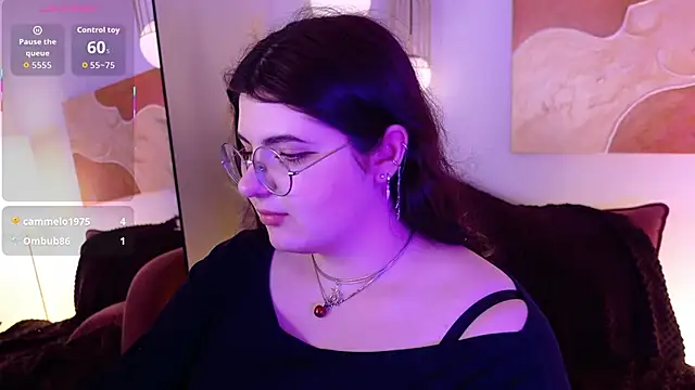 Онлайн чат XXX Siena_aa