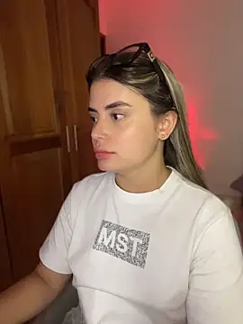 Miss_valeriaa: онлайн-секс-чат