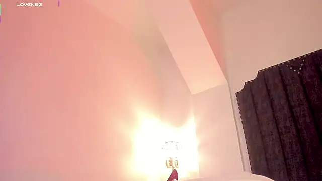 Chat +18 de gabriella_ortiz ao vivo