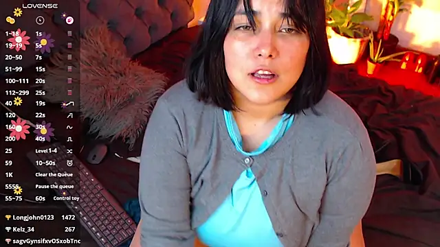 VictoriaMontero30000 élő XXX-chatje