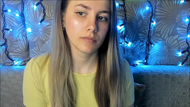 MaggieCake Adlı Modelin Canlı XXX Sohbeti