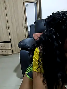 Issa_Km_ – Naživo XXX chat