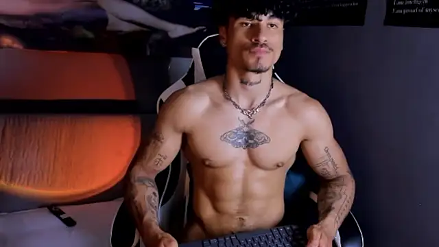 Thomas_Fit1 网络视讯表演