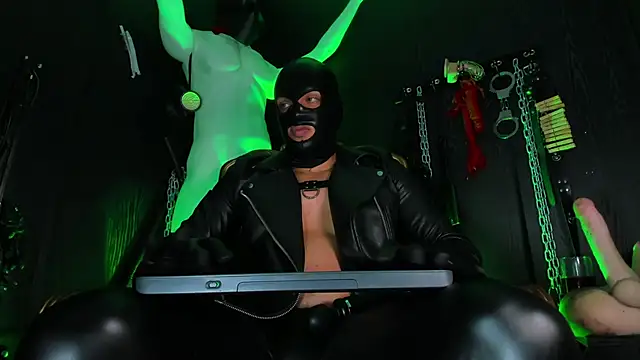 دردشة Master_Connor_BDSM الجنسية المباشرة